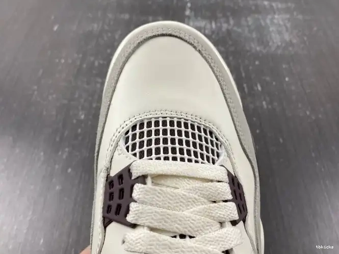 Reps TB A 4 Phantom x Air Maniere Ma Jordan FZ4810-001 0516